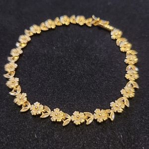 14k Gold Flower Link Bracelet